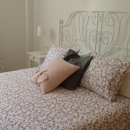 Apartamento Piscina Viena Roses Luaran gambar