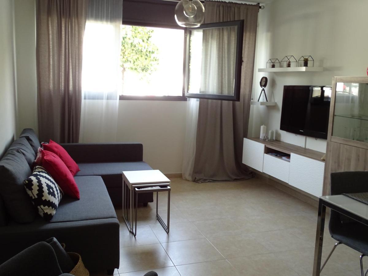 Apartamento Piscina Viena Roses Luaran gambar