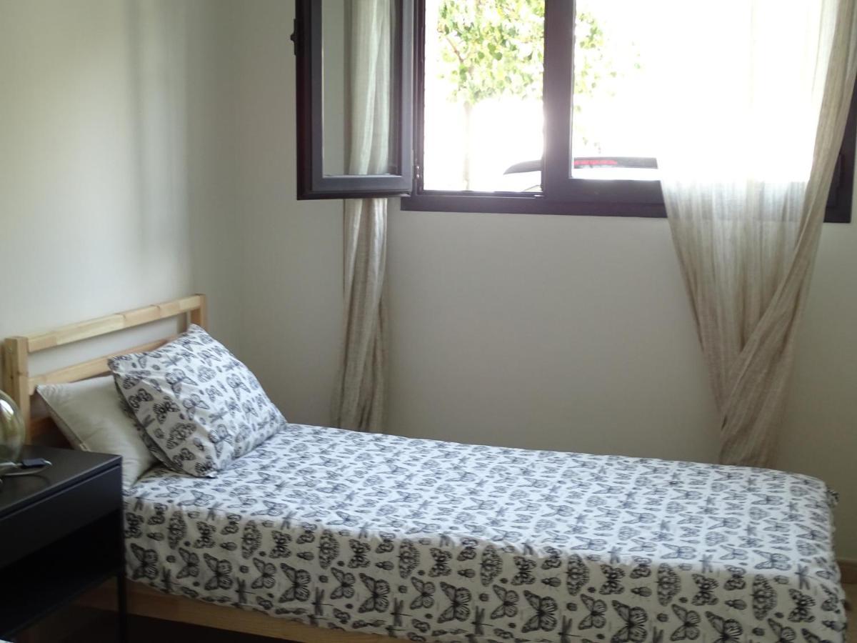 Apartamento Piscina Viena Roses Luaran gambar