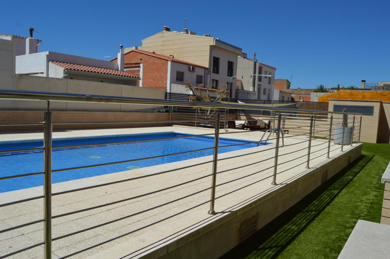 Apartamento Piscina Viena Roses Luaran gambar
