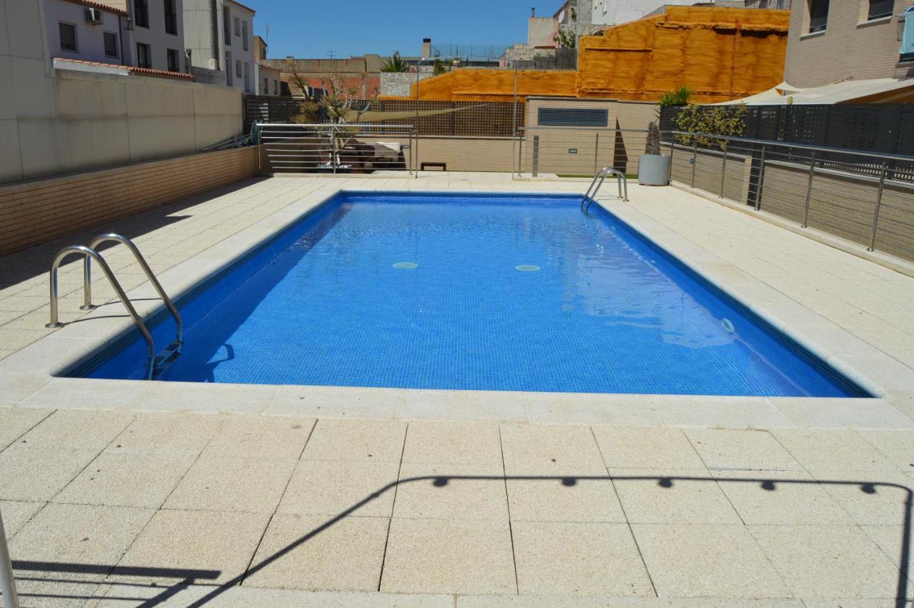 Apartamento Piscina Viena Roses Luaran gambar
